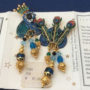 Snacks at the Ritz, Pea Soup Earrings, 1993, NWT